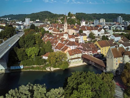 View of the old town with the parish church Maria Himmelfahrt, on the left the high bridge, behind
