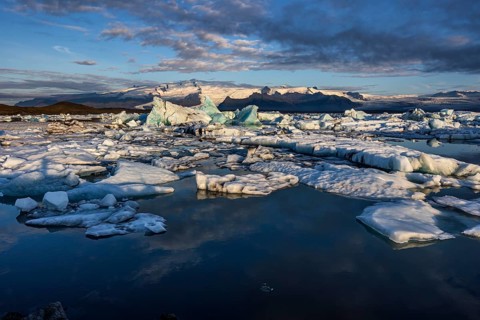 Icebergs, ice floes, lake, glacier lagoon, glacier, mountains, clouds, summer, morning mood,