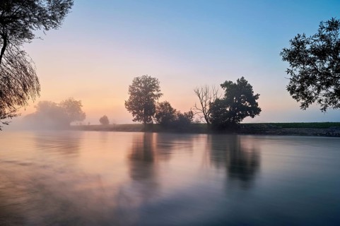 Morning atmosphere at the river Reuss, Mühlau, Freiamt, Canton, Aargau, Switzerland