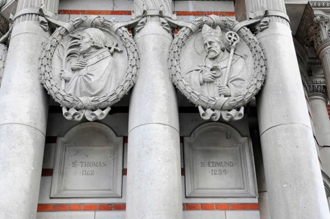 London, England, Great Britain, Europe, Two stone reliefs of historical figures on a Gothic