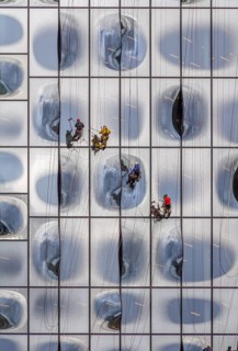 Window cleaners at the Elbphilharmonie facade in Hamburg, Germany