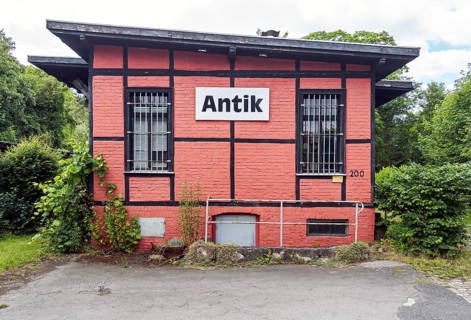 Antique shop, antiques, Kettwig, Essen, North Rhine-Westphalia, Germany