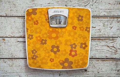 Old vintage bathroom scales, scales, weight, calories, Prilblumen