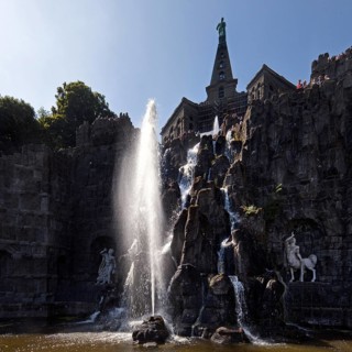 Water features with fountain, Octagon at the Hercules Building, Bergpark Wilhelmshöhe, UNESCO World