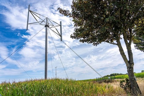 Vertical axis wind turbine, Darrieu wind turbine, 2 vertically mounted rotors rotate around the