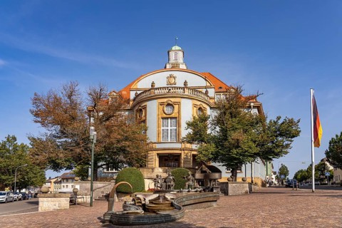 Musicians' fountain in front of the Blue Town Hall in Donaueschingen, Baden-Württemberg, Germany