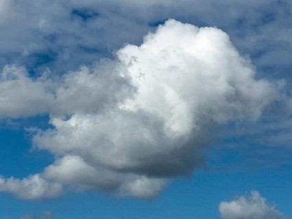 Towering cumulonimbus cloud, international