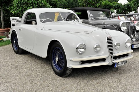 Alfa Romeo 6C 2500 SS Touring, Classic car, Elegant white Alfa Romeo classic car with nostalgic