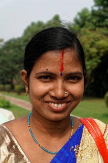 Agra, Jodhpur, Rajasthan, North India, Asia, Portrait of a smiling woman in traditional dress with
