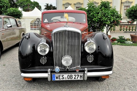 Red and black Bentley classic car with elegant front and classic appearance, Retro Classics meets
