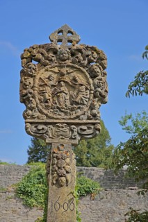 Historic baker's wayside shrine from 1696, date, decoration, relief, coronation of the Virgin Mary,
