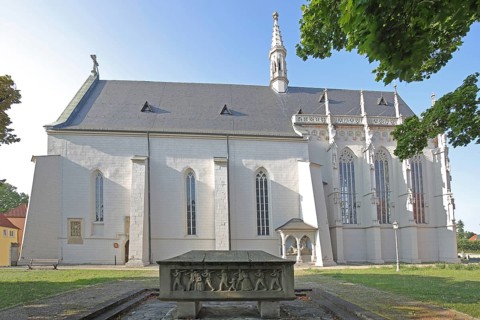 Late Gothic knights' chapel and war memorial, St Mary's Chapel, Haßfurt, Lower Franconia,