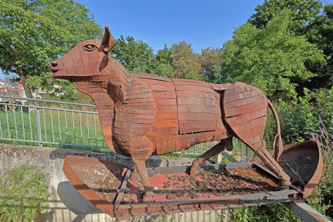 Sculpture by Clemens, rusty ox figure, metal sculpture, forging, life-size, Volkach, Lower