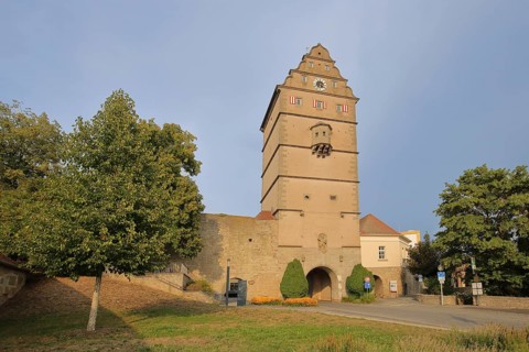 Historic Hohntor gate built in 1580, landmark, town gate, gate tower, Bad Neustadt an der Saale,