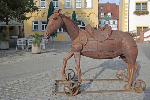 Horse figure from the Clemens company 2008, artwork, rusty steel sculpture, frame, wheels, forging,