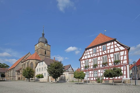 Town hall and town church of Our Lady built 16th century, half-timbered house, market, Heldburg,