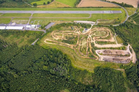 Aerial photo, motocross track MCC Voßwinkel off-road race track, at the airfield, Voßwinkel,