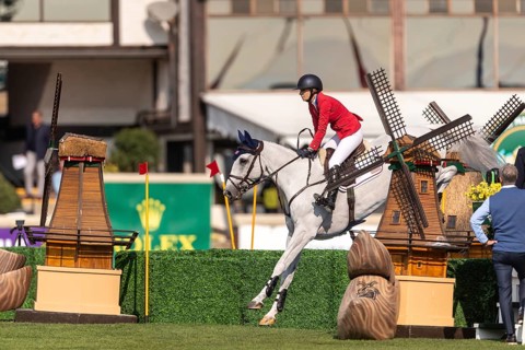Lillie Keenan of the USA, riding Argan De Beliard, competes in the first round of the 2025 BMO