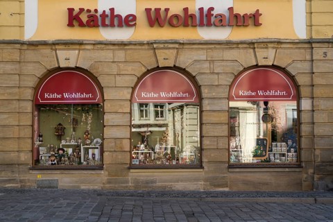 Façade and shop window, Käthe Wohlfahrt shop, Old Town, UNESCO World Heritage Site, Bamberg, Upper