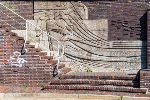 Busse Memorial, memorial, monument, Bremerhaven, Geestemünde, Fritz Höger, commissioning, Sagitta,