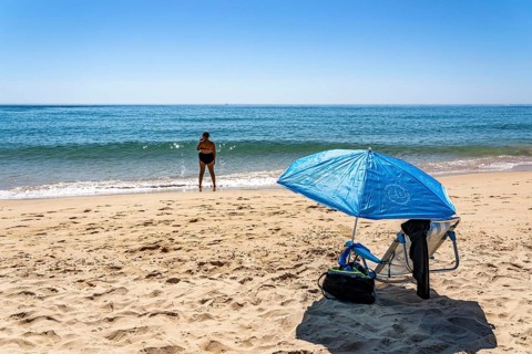 Kilometre-long beach Praia da Ilha de Tavira, on the island off Tavira, partly managed, Algarve,