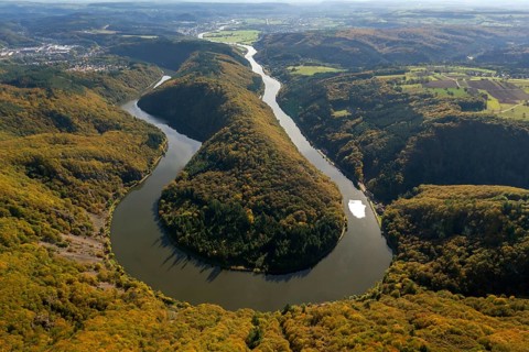 Aerial photo, Saarschleife, Saar, Burg Montclair, Mettlach, Saarland, Germany, Europe, birds-eyes