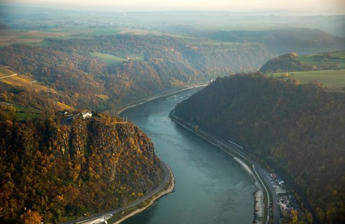 The Loreley, Lorelei, slate cliffs in the UNESCO World Heritage Upper Middle Rhine Valley near