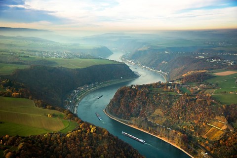 The Loreley, Lorelei, slate cliffs in the UNESCO World Heritage Upper Middle Rhine Valley near