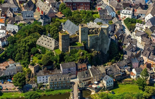Runkel Castle with Lahn and Lahn bridge, ruins of a medieval hilltop castle in the town of Runkel,
