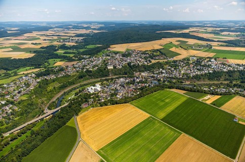 Runkel Castle with Lahn and Lahn bridge, ruins of a medieval hilltop castle in the town of Runkel,