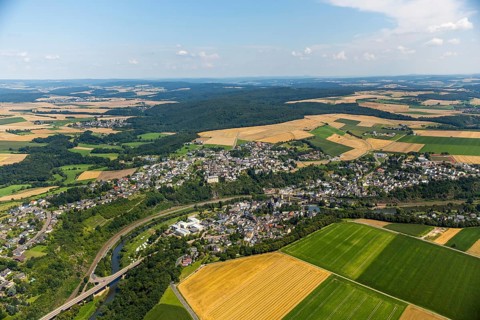 Runkel Castle with Lahn and Lahn bridge, ruins of a medieval hilltop castle in the town of Runkel,