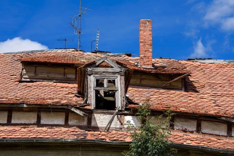 Ruined house, district of Kassel, Hesse, Germany