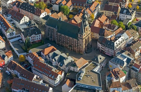 Wendalinusbasilika, basilica, Sankt Wendel, Saarbrücken, Saarland, Germany, Europe, aerial view,