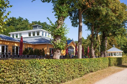 Restaurant lighthouse im Harburger Stadtpark, Harburg, Hamburg, Germany