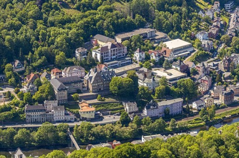 Aerial view, town hall Altena, Burggymnasium Altena, Altena, Sauerland, Märkischer Kreis, North
