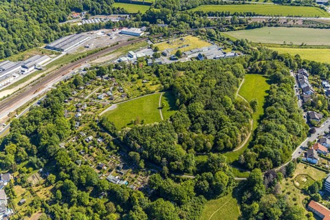 Aerial view, residential area Lüsenberg, allotment garden area, Arnsberger Lüsenberg, Arnsberg,