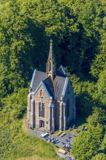 Aerial view, Kreuzberg Chapel, Arnsberg, Sauerland, Hochsauerlandkreis, North Rhine-Westphalia,