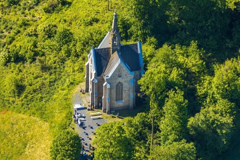 Aerial view, Kreuzberg Chapel, Arnsberg, Sauerland, Hochsauerlandkreis, North Rhine-Westphalia,