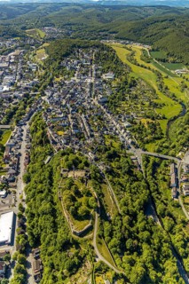 Aerial view, Arnsberg castle ruins, east tower, view of Arnsberg, Arnsberg, Sauerland,