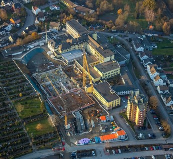 Aerial view, Klinikum Hochsauerland GmbH at Stolte Ley 5 is being expanded, Hüsten, Arnsberg,