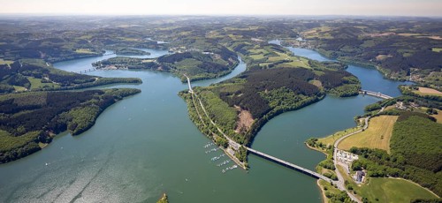 Aerial view, Biggesee, dam, Listertalsperre - dam wall, Yacht-Club Lister am Biggesee, bridge,