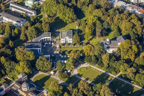 Aerial view, Bad Oeynhausen state bath, Wandelhalle, theatre in the park, spa gardens, Bad