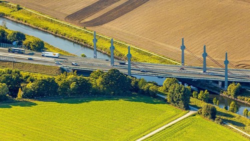 Aerial view, motorway bridge of the A30 motorway over the river Werre, Löhne, Ostwestfalen-Lippe,
