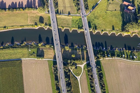 Aerial view, motorway A2, motorway bridges, river Weser, Weser bridge, Holtrup, Bad Oeynhausen,