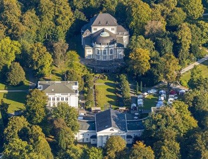 Aerial view, Bad Oeynhausen state bath, Wandelhalle, theatre in the park, spa gardens, Bad