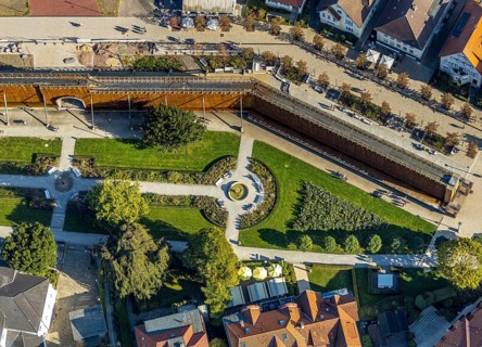 Aerial photo, graduation works Bad Salzuflen, rose garden, Bad Salzuflen, East Westphalia-Lippe,