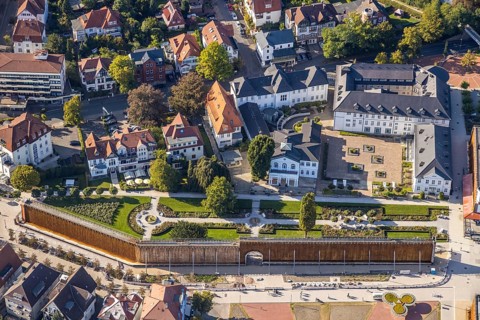 Aerial photo, graduation works Bad Salzuflen, rose garden, Bad Salzuflen, East Westphalia-Lippe,
