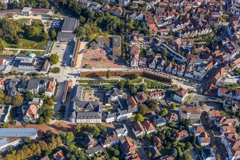 Aerial photo, graduation works Bad Salzuflen, rose garden, Bad Salzuflen, East Westphalia-Lippe,