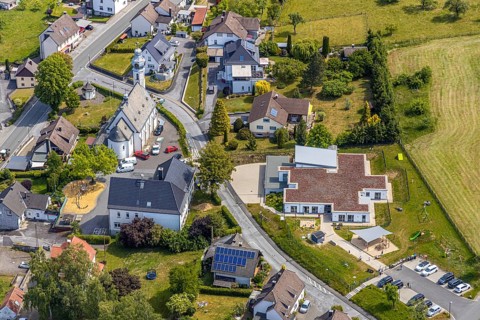 Aerial view, local view district Beckum, catholic church St. Nikolaus, kindergarten Nikolausstraße,