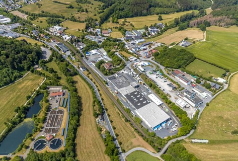 Aerial view, industrial area Helle, Chemische Fabrik Wocklum Gebr. Hertin, Glärbach, Ruhrverband